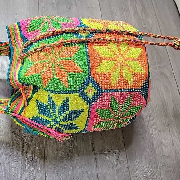 Wayuu Handmade Neon Rhinestone Drawstring Tote Shoulder Bag Purse Handbag - Picture 4 of 13
